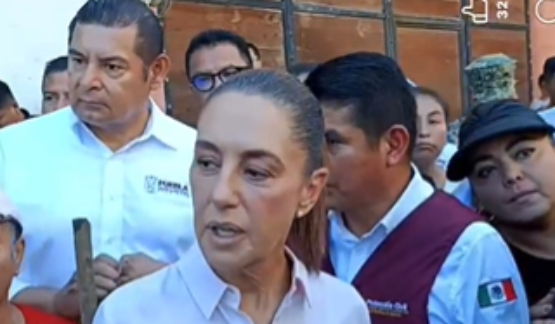 Vecinos de Huauchinango reclaman falta de atención; Sheinbaum respalda a los habitantes