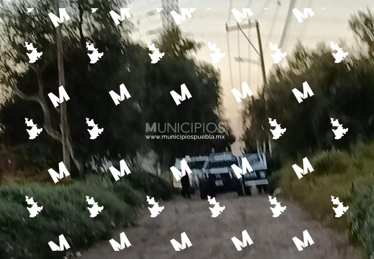 Tras persecución en Texmelucan aseguran camioneta ligada al robo de transporte de carga