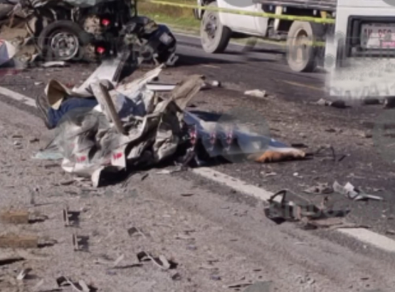 Accidente en la carretera La Recta Zacatepec–El Seco deja al menos dos muertos 
