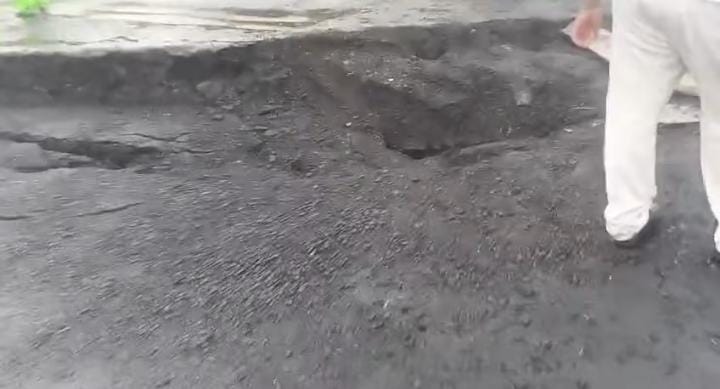 Lluvias provocan grieta en la México-Tuxpan en Venustiano Carranza