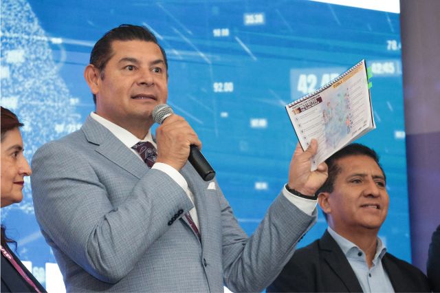 Secretarios de Salud y Educación estarán en Puebla para evaluar daños: Armenta
