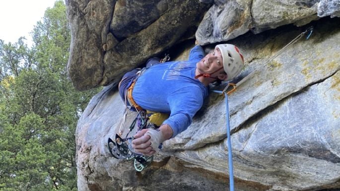 Balin Miller, reconocido escalador, murió tras caer desde El Capitán mientras transmitía en vivo