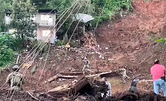 Hay 7 personas con ficha de búsqueda activa tras lluvias en Puebla: Armenta
