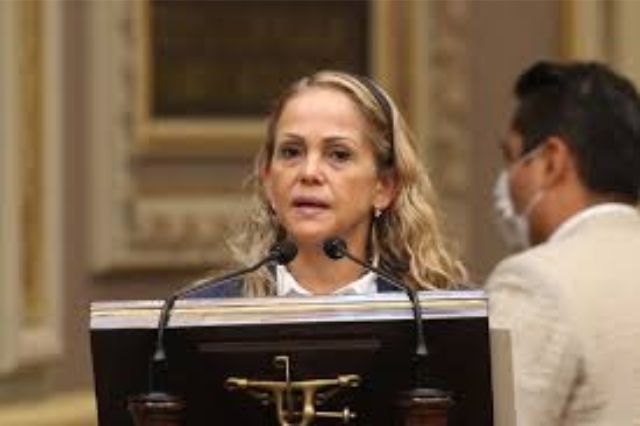Olga Romero acusa campaña de difamación contra militantes de Morena