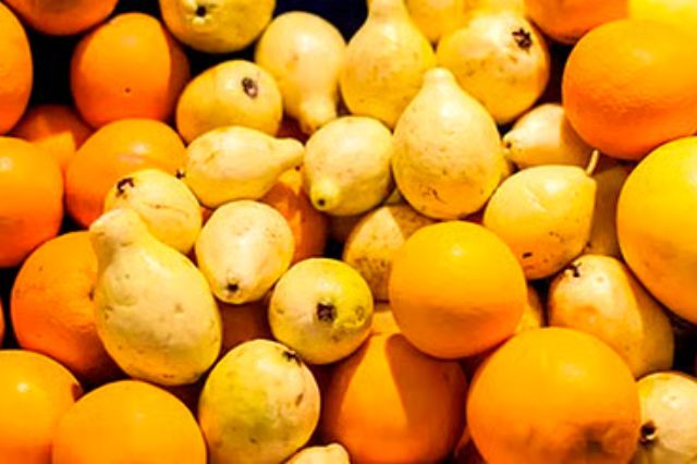 Así están los precios de la guayaba y mandarina según Profeco