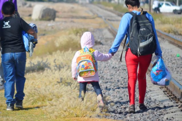 Estados Unidos cobrará 5 mil dólares a quienes crucen sin papeles