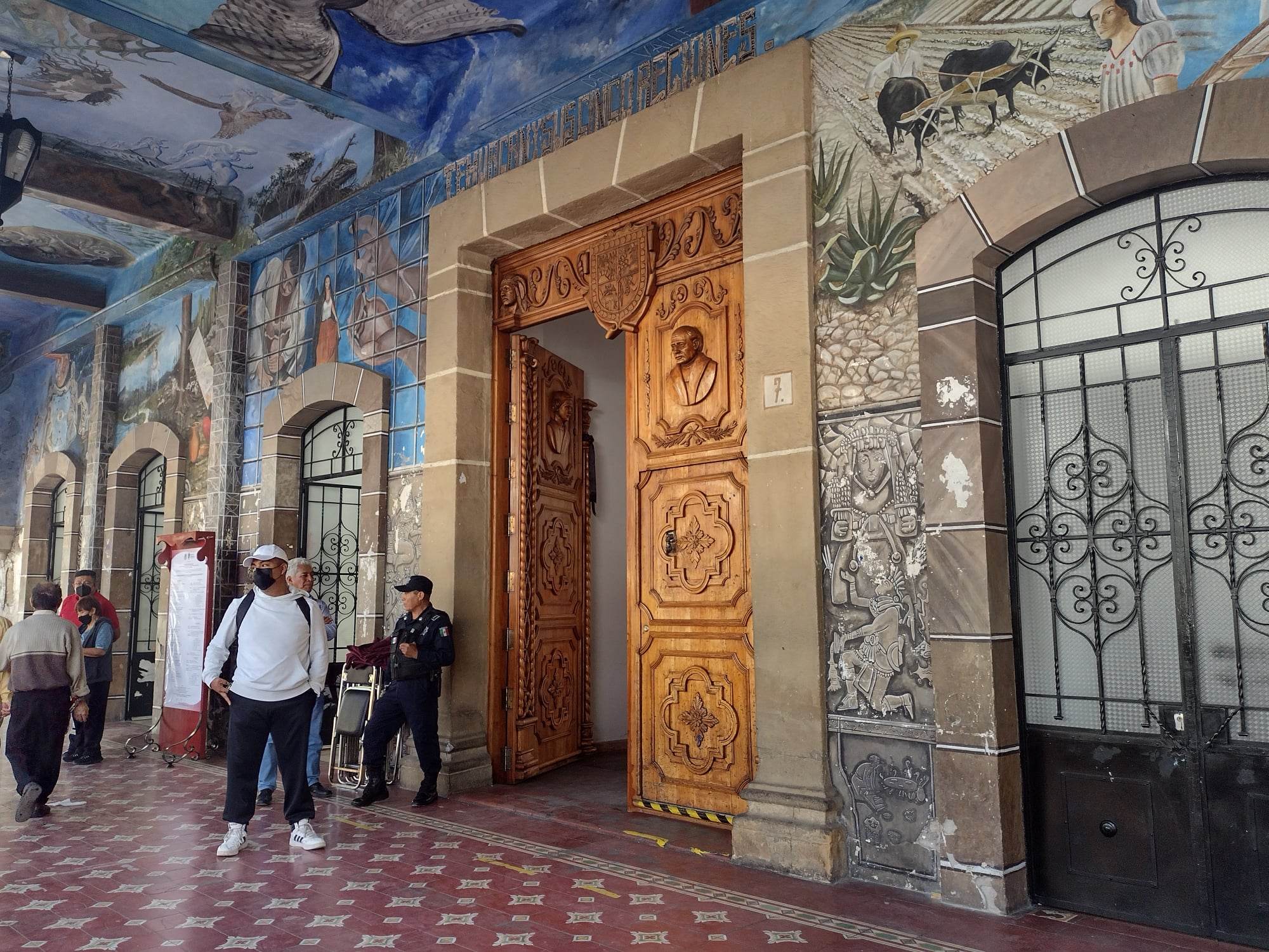 Restaurarán el Mural Tehuacán y sus Cinco Regiones