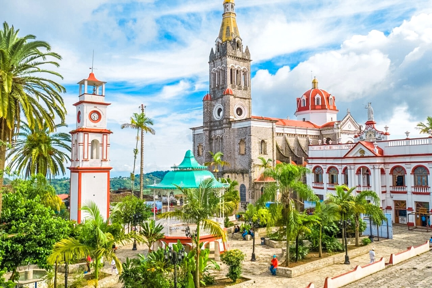 Cuetzalan, el Pueblo Mágico donde la neblina abraza la historia y el aroma a café