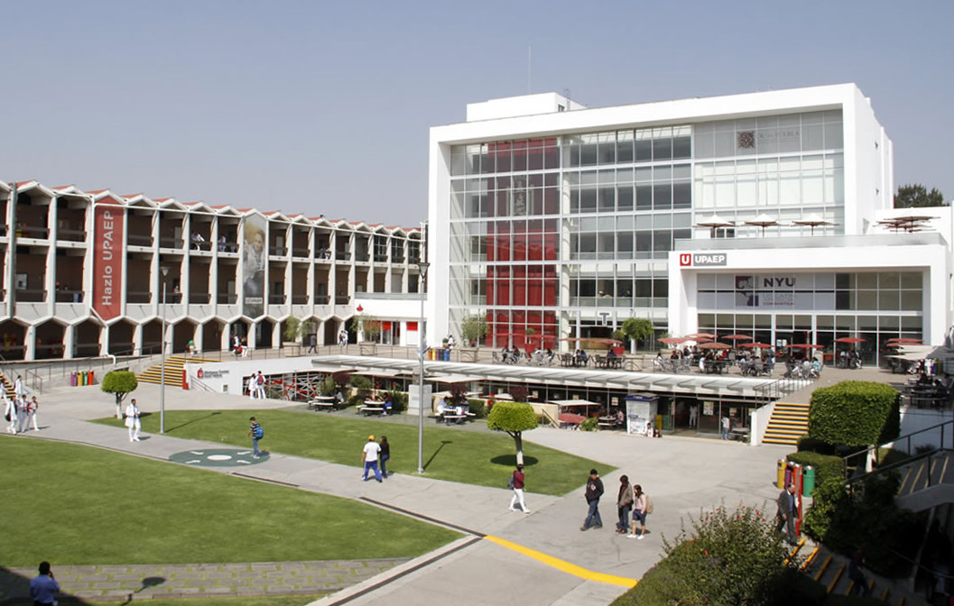 Hallan restos humanos de un bebé en sanitarios del Campus Central UPAEP