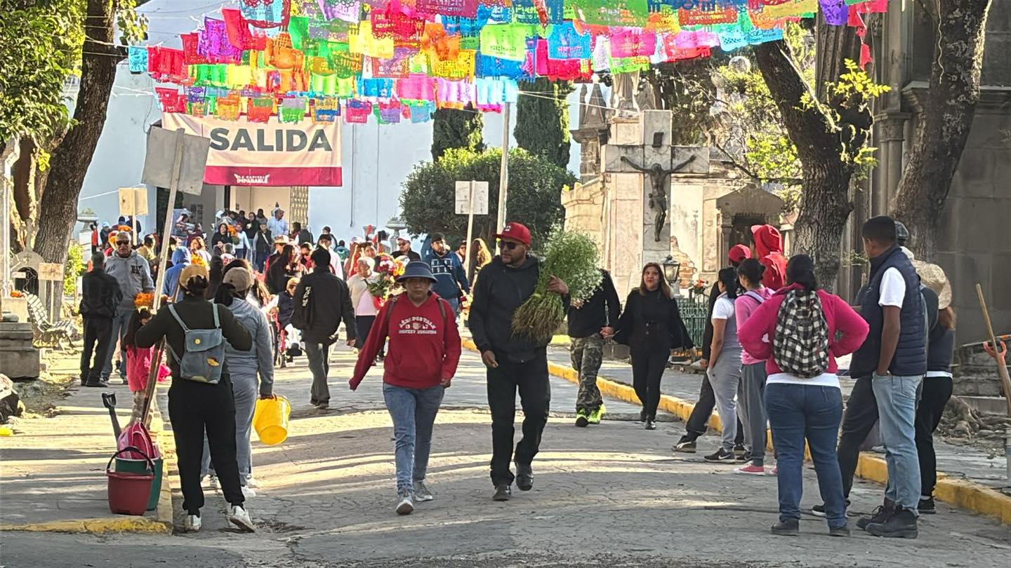Más de 120 mil visitantes acudieron al Panteón Municipal de Puebla
