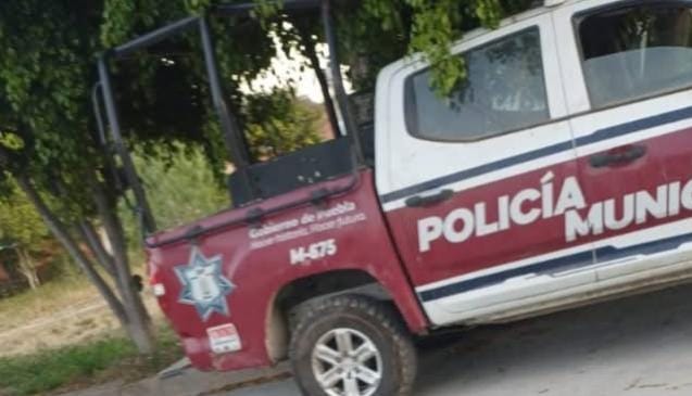 Falso funcionario se roba patrulla en Xochitlán y es hallada en Libres