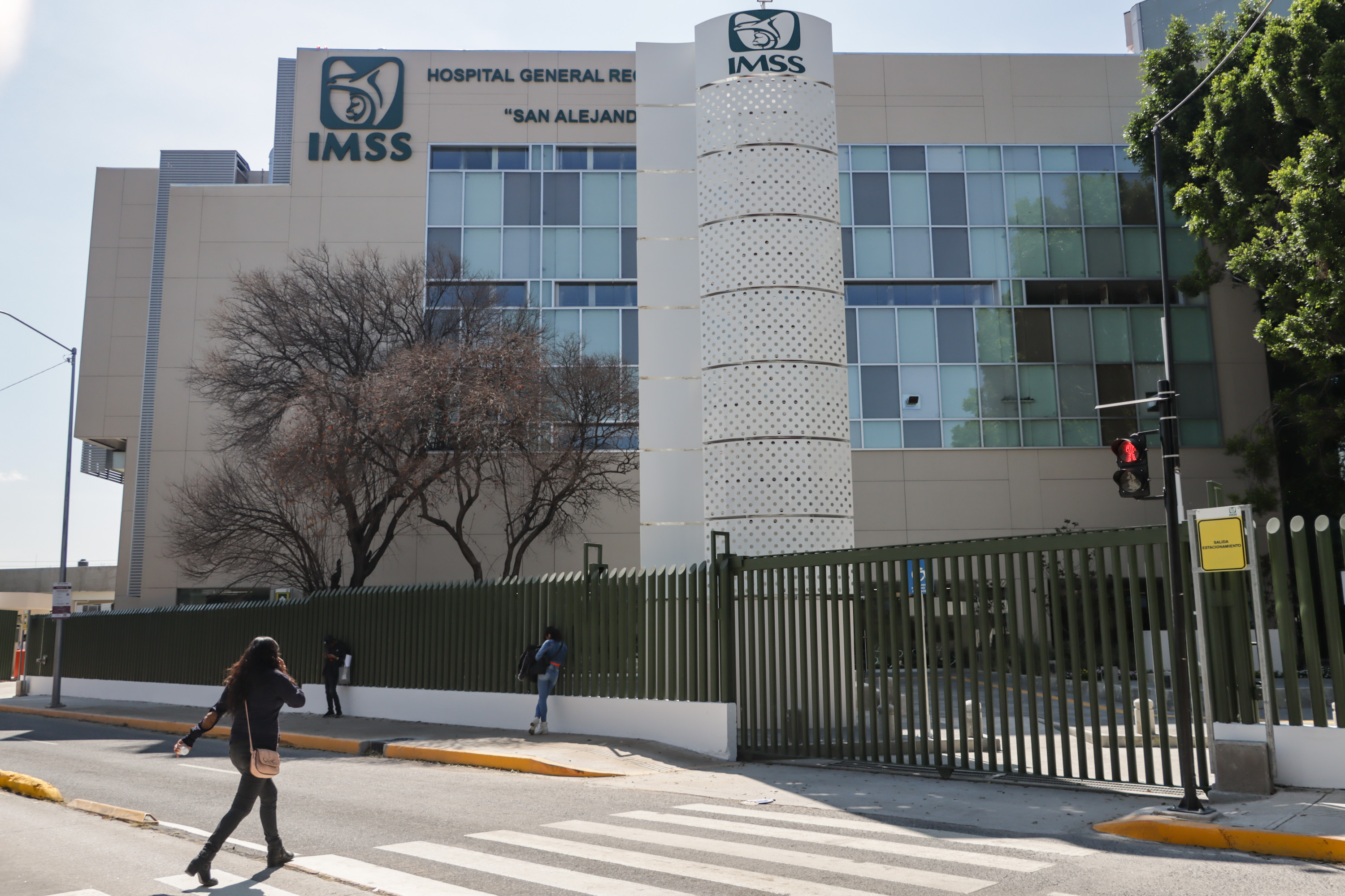Hospital San Alejandro en espera de su inauguración: continua transición 