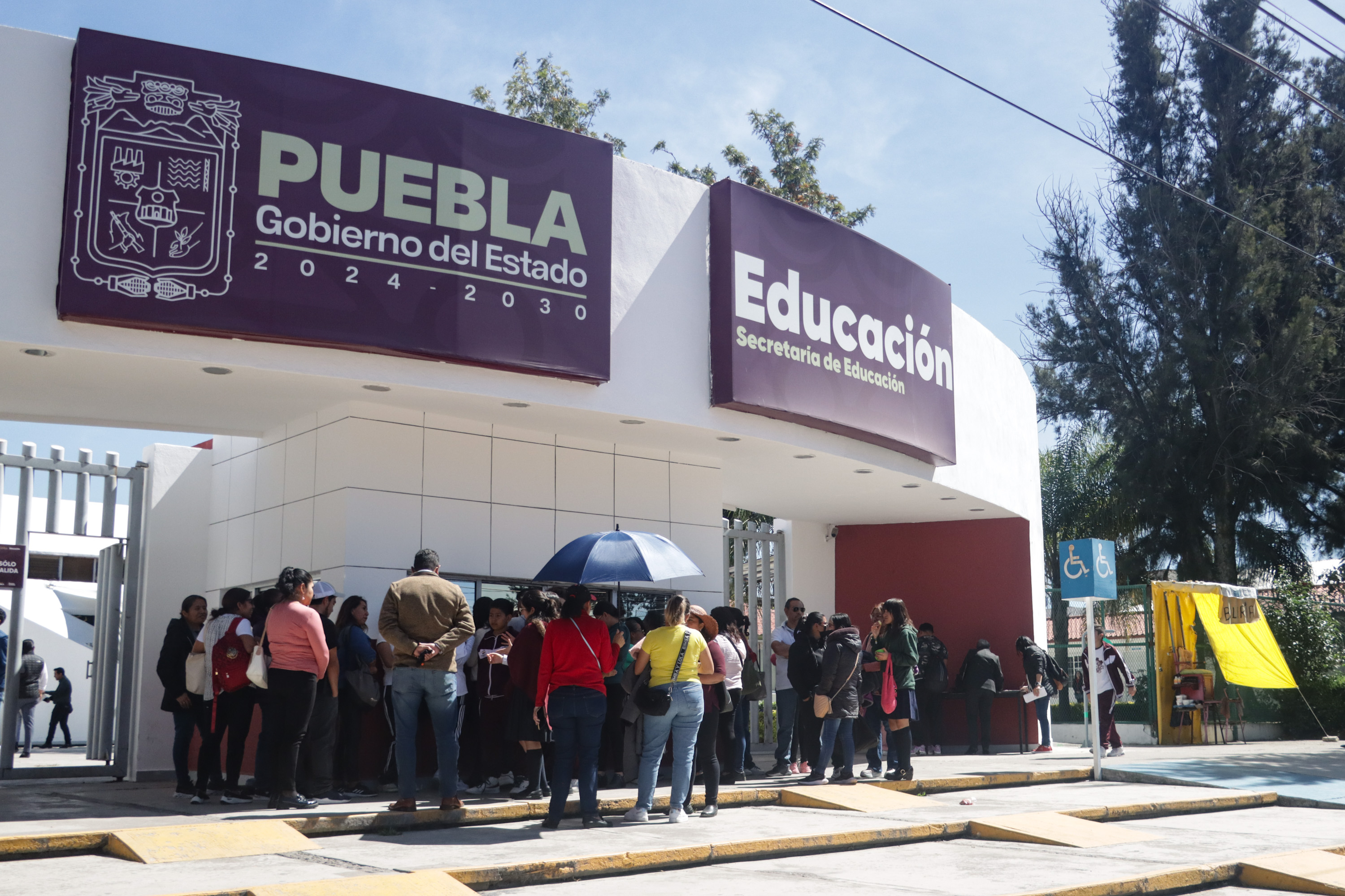 Gobierno de Puebla investiga plazas que entregó Estefan Chidiac en la SEP