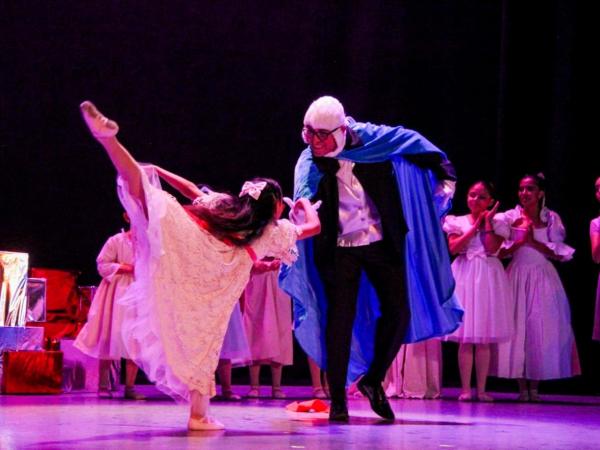 Talento juvenil poblano presenta obra El Cascanueces en el Teatro de la Ciudad 