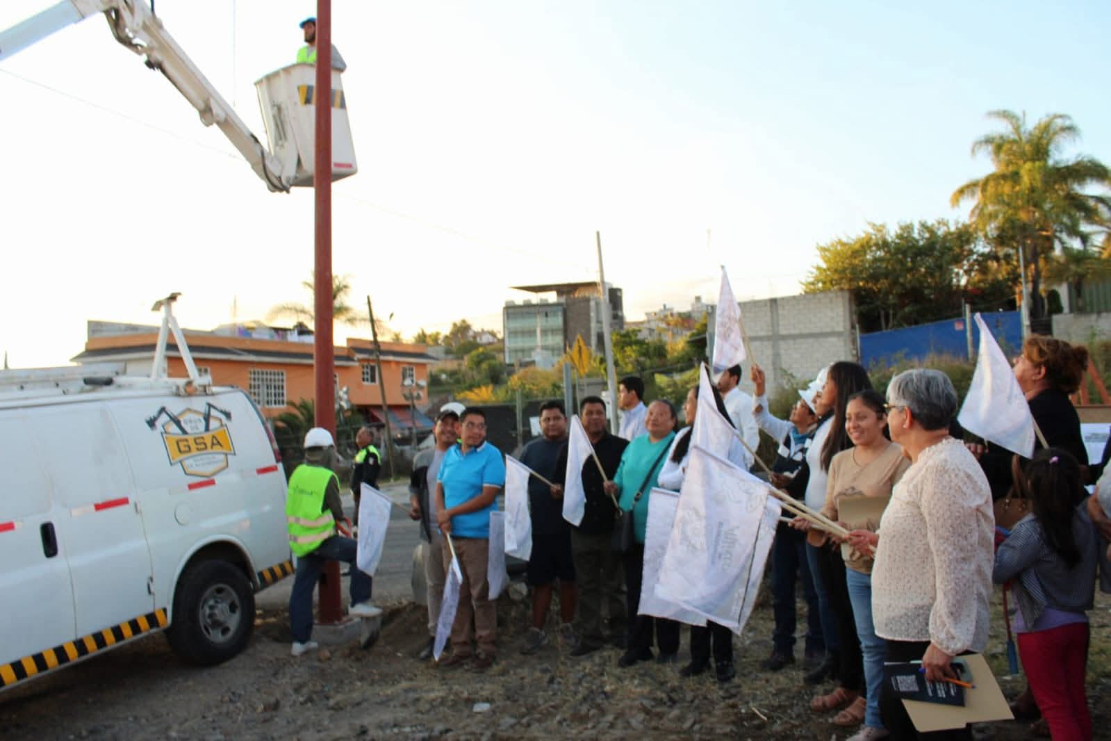Ariadna Ayala impulsa nueva obra de alumbrado público en el corredor gastronómico de Atlixco