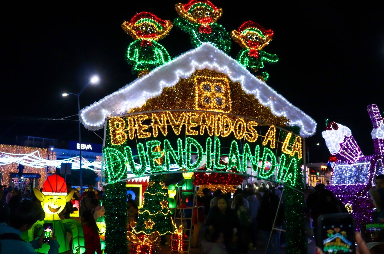 Inauguran la primera Villa Navideña en Santa Ana Xalmimilulco