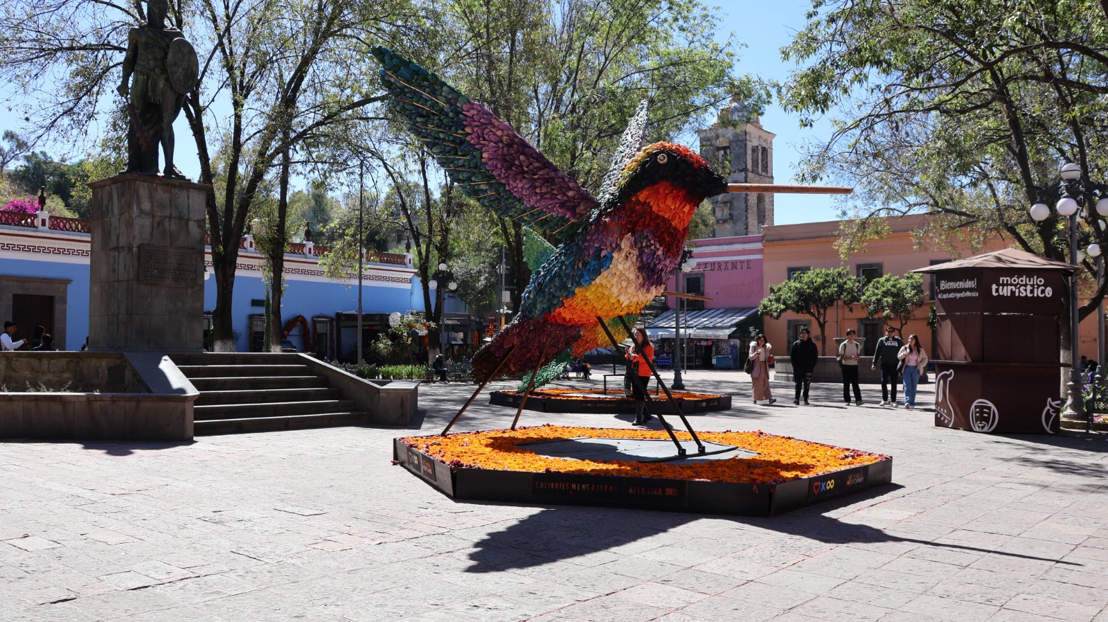 Arte de colores con materiales orgánicos, una manera de decoración en Tlaxcala