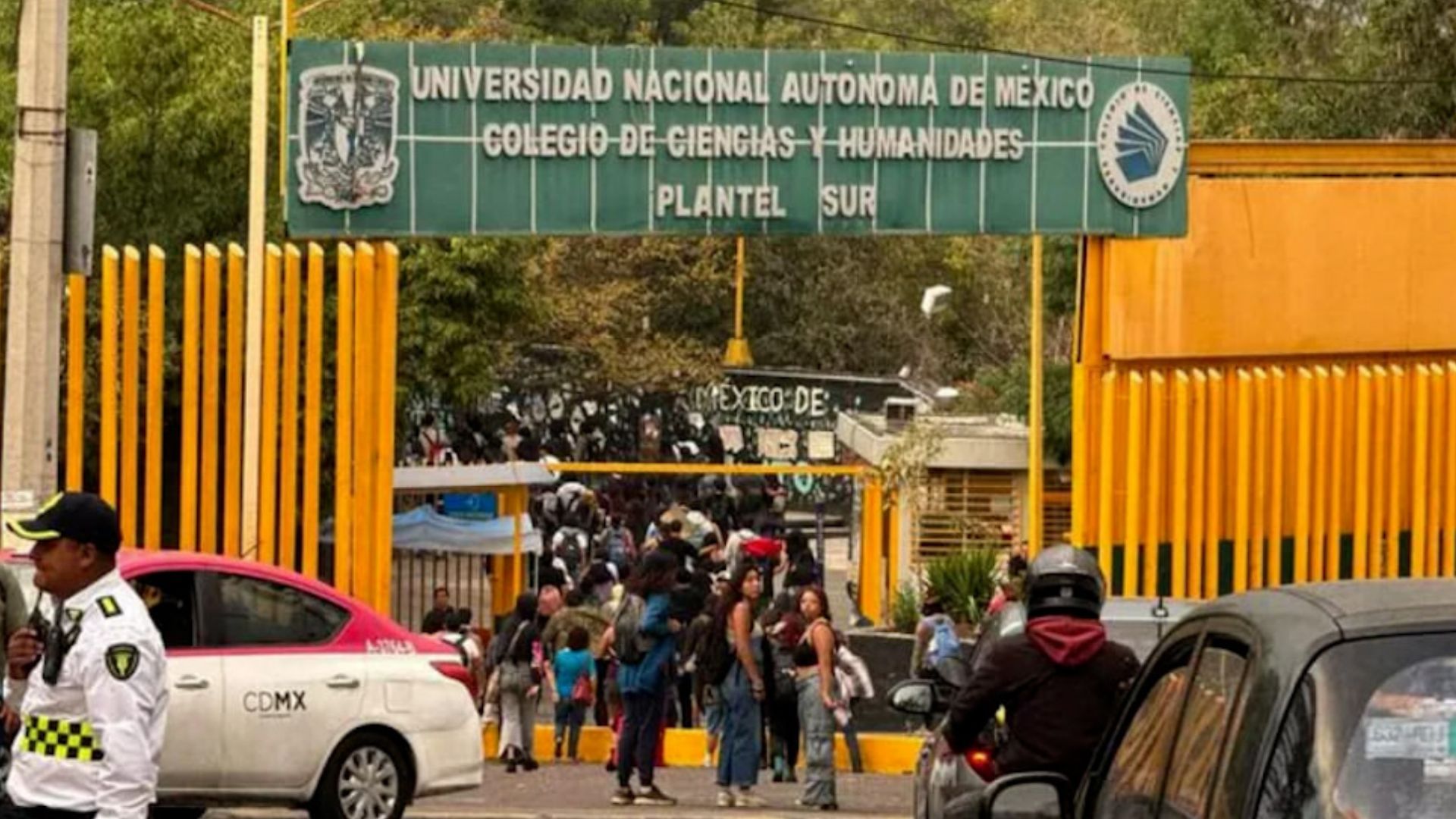 Tras 3 meses del homicidio de Jesús, reiniciaran clases presenciales en el CCH Sur 