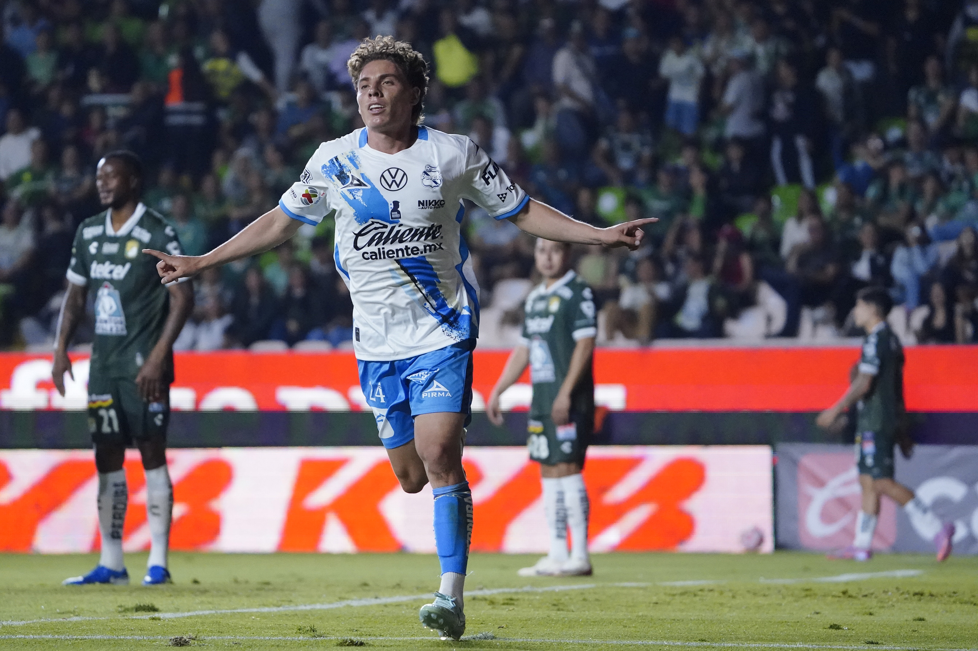 Puebla de la Franja vence a León 2-1