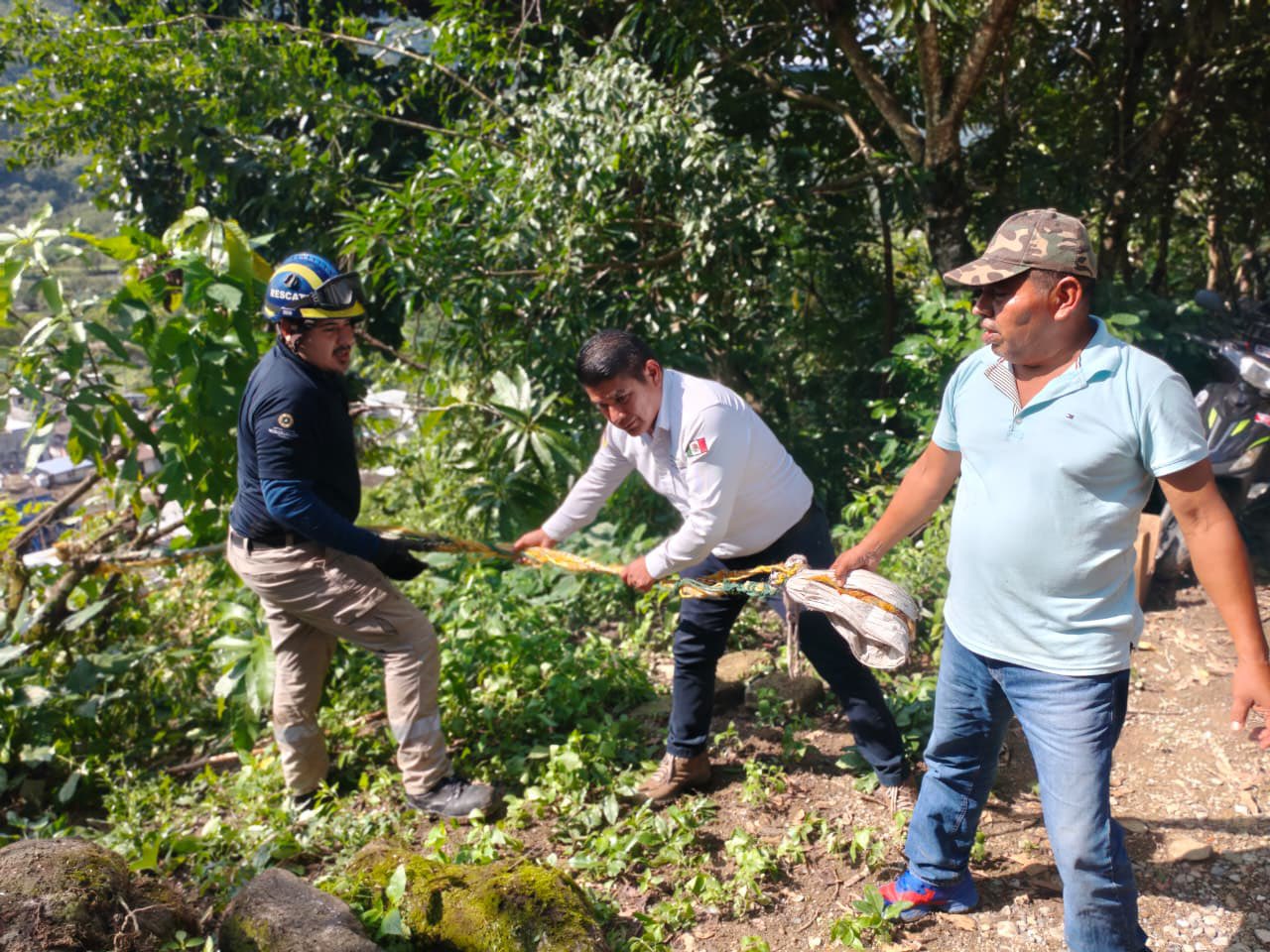 Protección Civil de Puebla mantiene acciones en Jopala, Puebla
