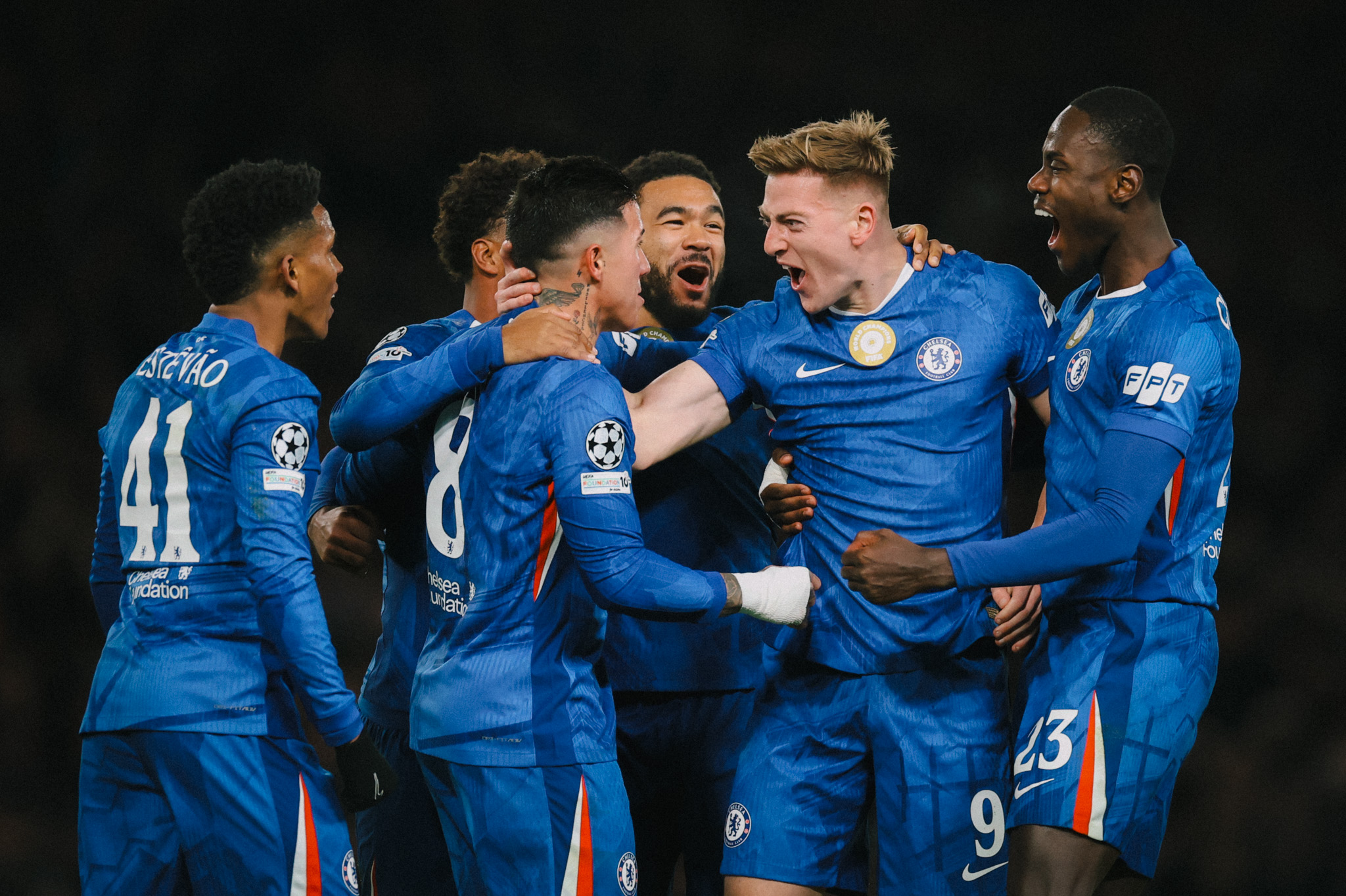 Borussia Dortmund y Chelsea imponen su ley en la Champions League