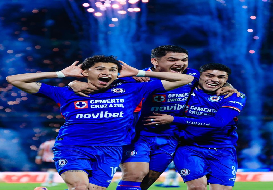 VIDEO Chicharito Hernández hunde a sus Chivas