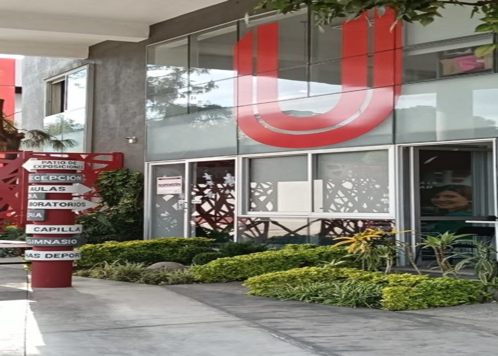 Suspende Profeco a la Prepa UPAEP Campus Angelópolis