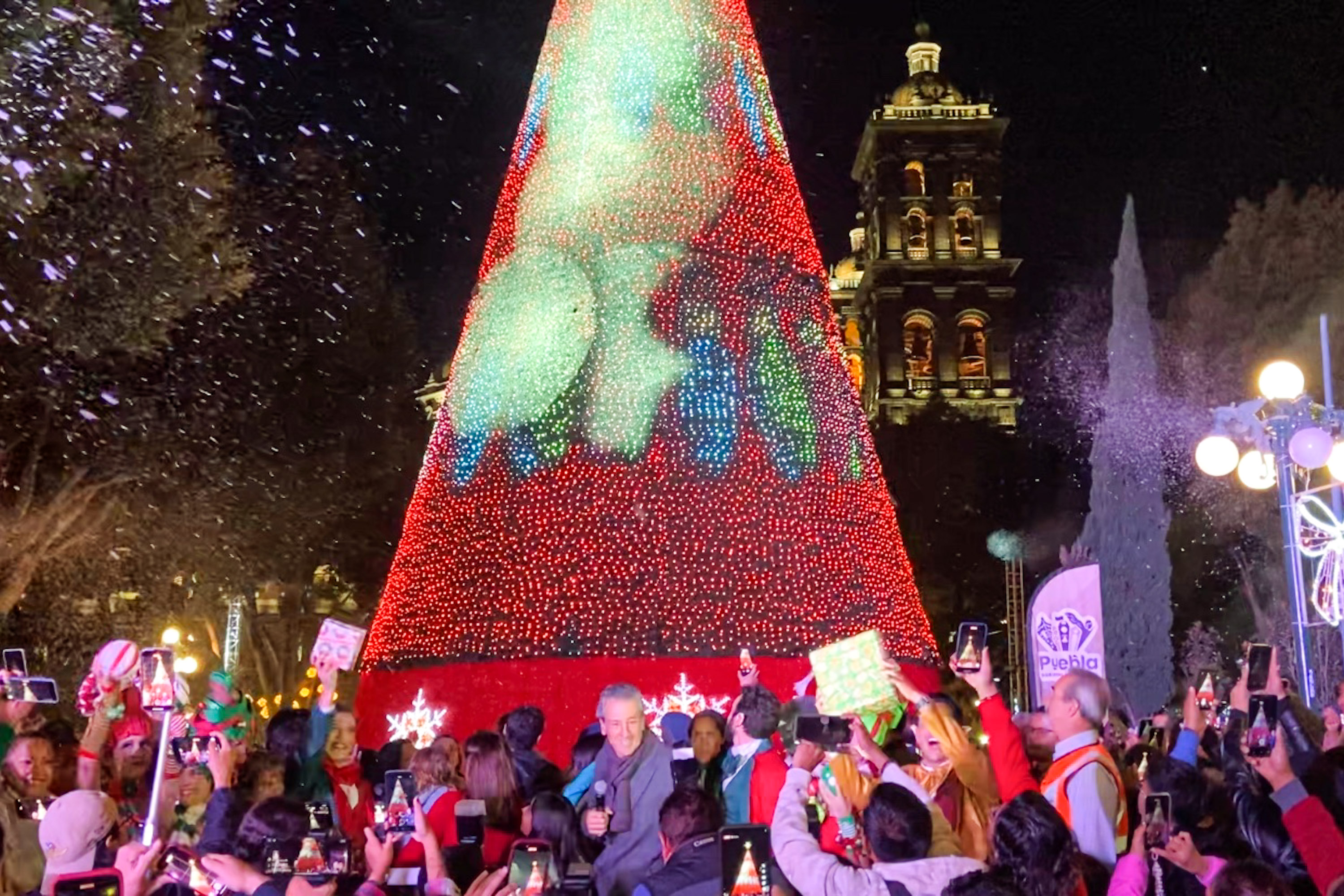 Listo el encendido del Árbol Navideño en la ciudad de Puebla