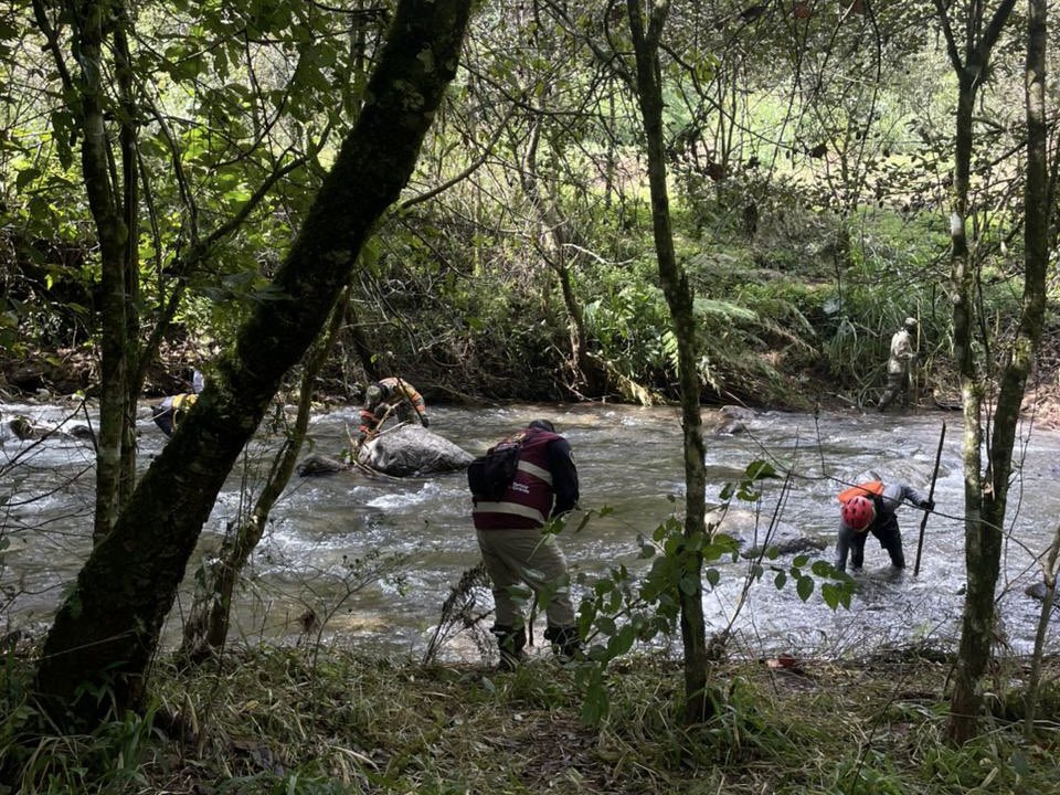 Autoridades se concentran en presas y causes para localizar a Liam Tadeo 