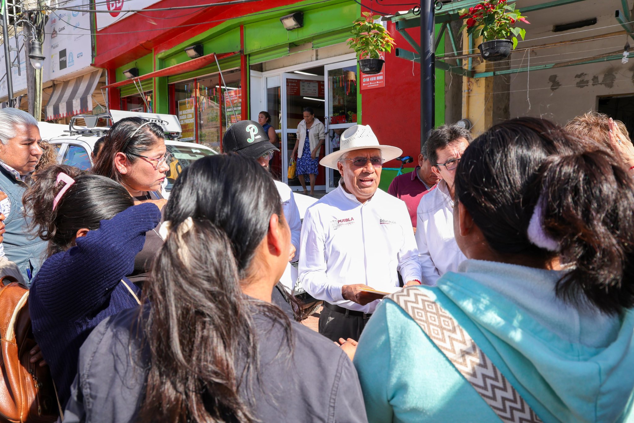 Armenta refuerza compromiso de infraestructura educativa en Xicotepec 