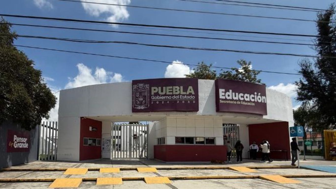 Interviene Sheinbaum en auditoría a la SEP Puebla; pide investigar plazas irregulares 