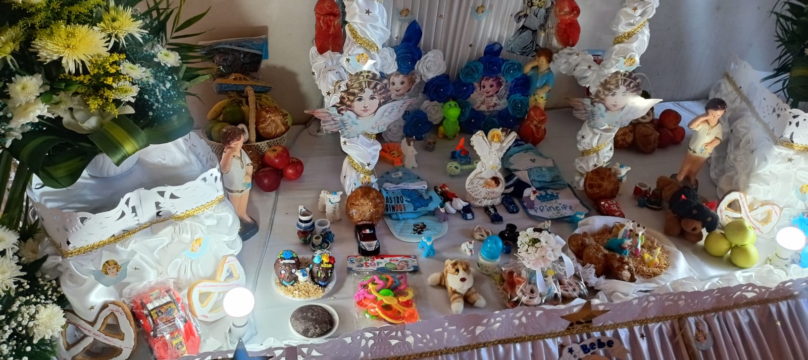 Huaquechula recibió a sus seres queridos con sus monumentales altares 