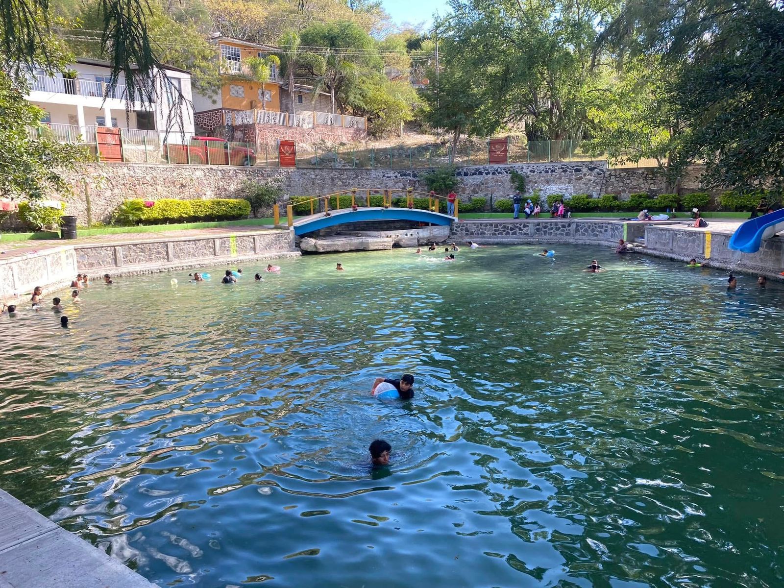 Fallece hombre en el balneario Ojito de Agua en Izúcar de Matamoros 