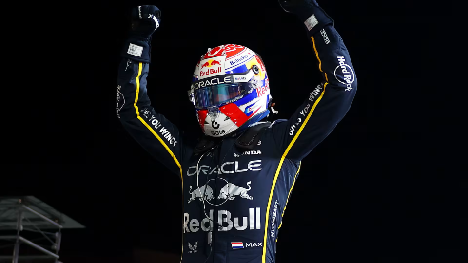 Verstappen logra una victoria dominante en el GP de Las Vegas