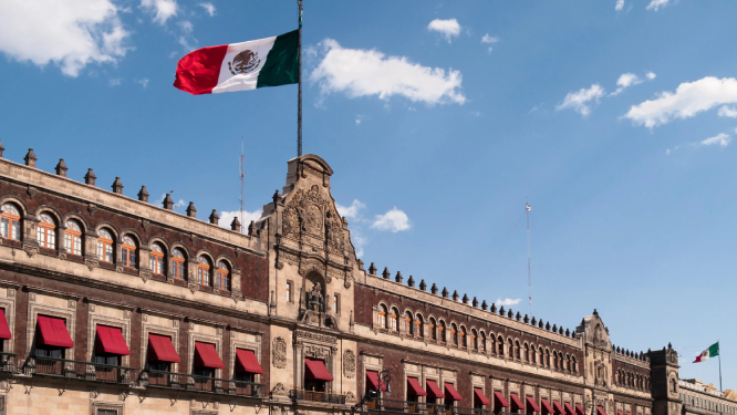 Gabinete de seguridad se reúne con Sheinbaum tras asesinato de Carlos Manzano 