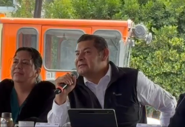 Armenta anuncia rehabilitación de 20 vialidades con recursos del 2025