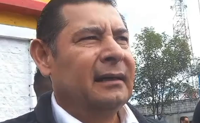 Armenta no descarta investigación a exfuncionarios por irregularidades financieras