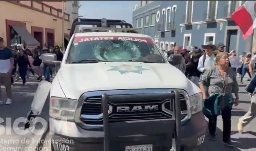 Marcha de la Generación Z deriva en disturbios en Casa Aguayo; jóvenes se enfrentan con policías