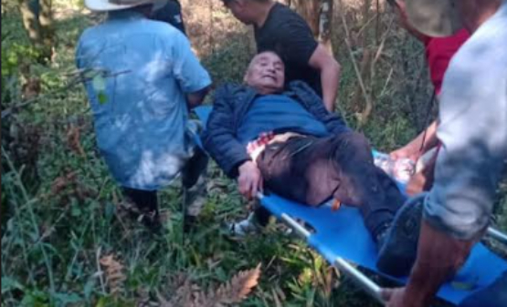 Localizan con vida a don Carmelo, adulto mayor desaparecido en San Juan Acateno