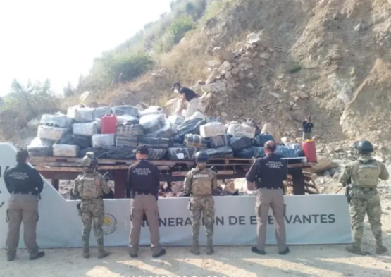 Semar destruye casi 5 toneladas de cocaína en Acapulco