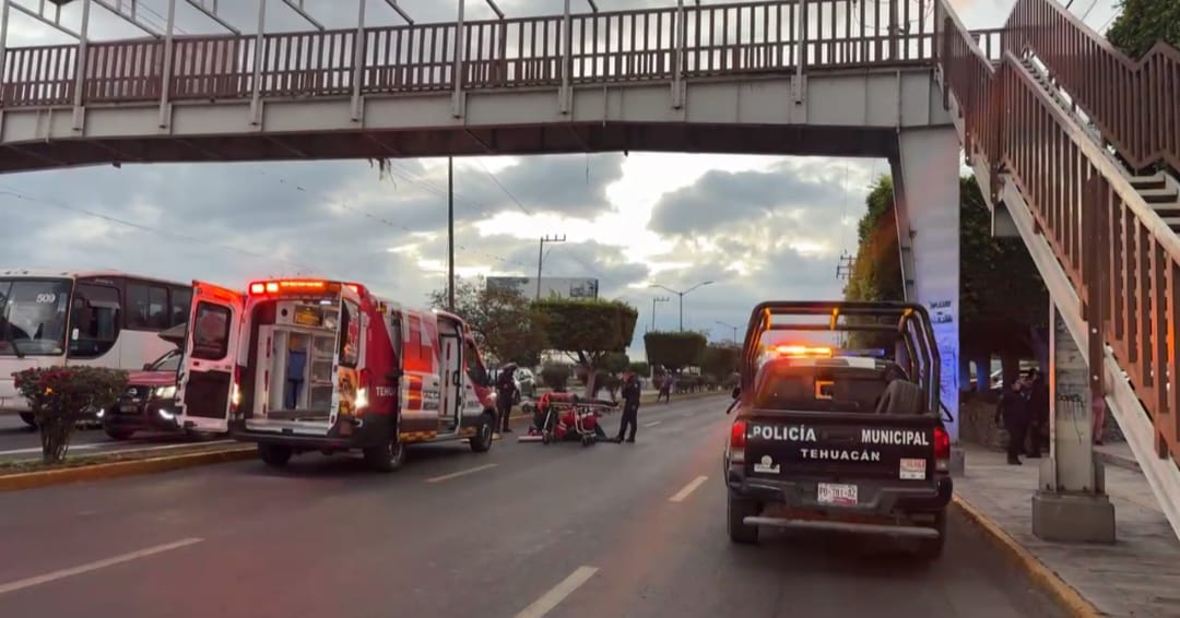 Hombre que se aventó del Puente Peatonal fallece en el Hospital General