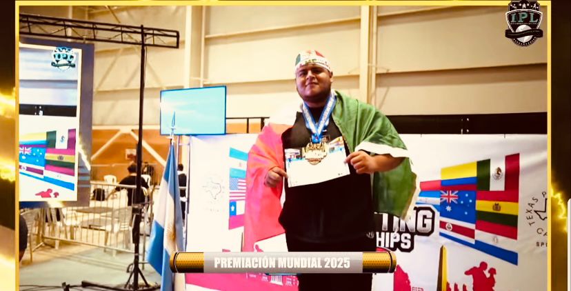 Atlixquense conquista primer lugar mundial en Powerlifting en Argentina
