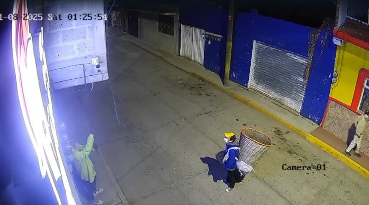 Roban cámaras de vigilancia en Texmelucan.