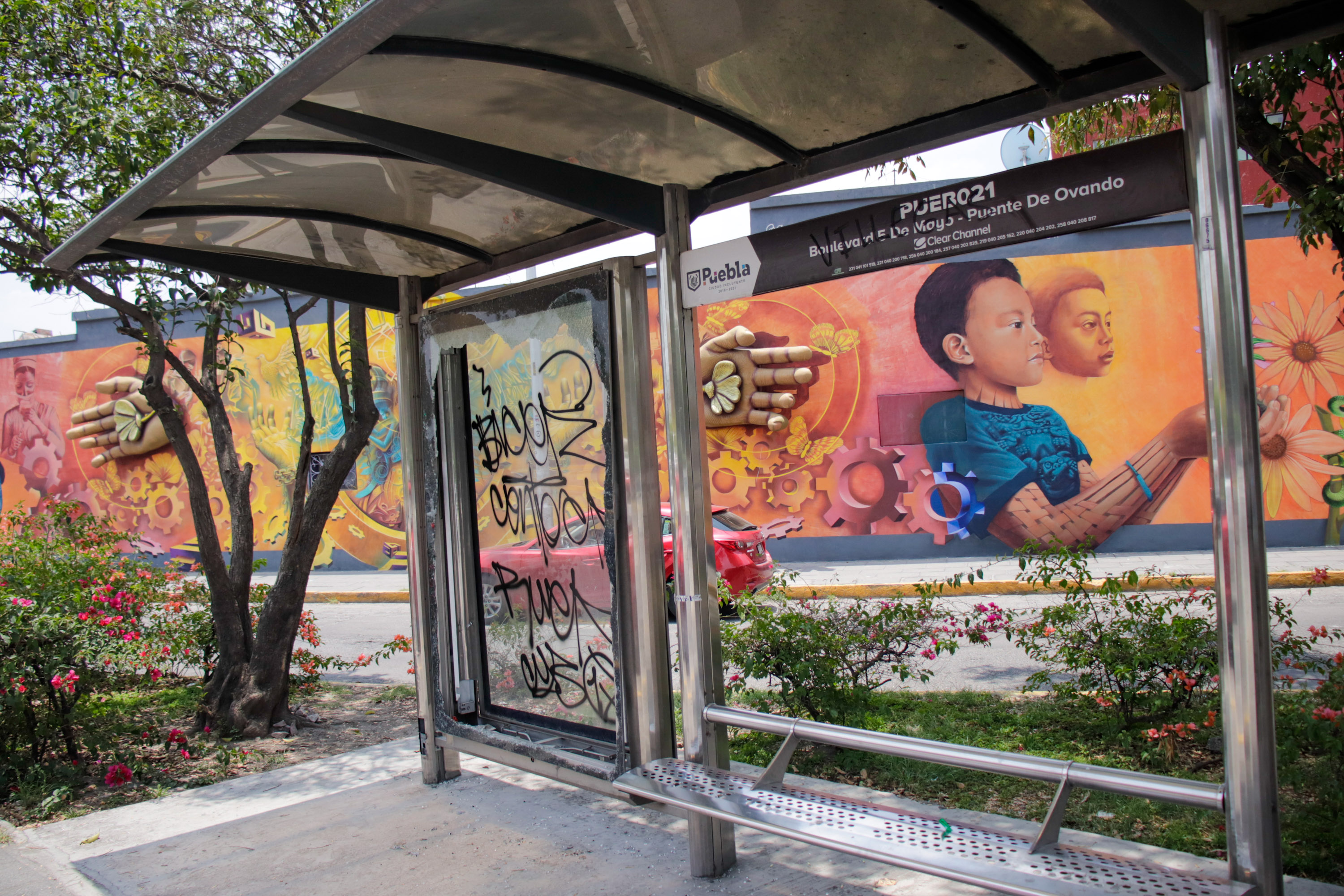 Viable la propuesta de concesión de parabuses en la ciudad de Puebla