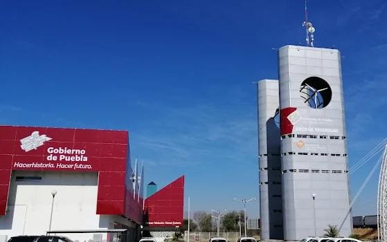 Paquetes de droga con leyendas, fueron abandonados en la México-Puebla