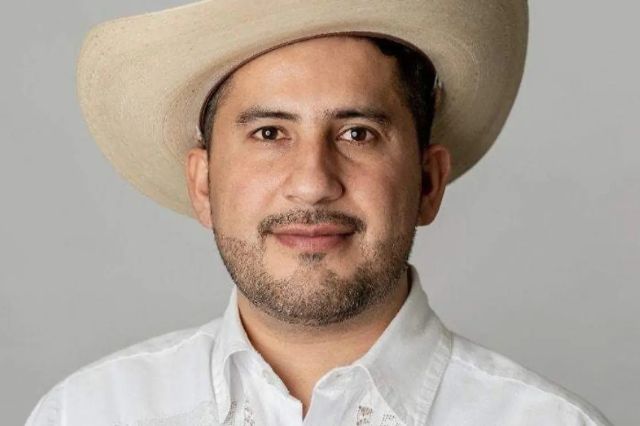 Corrido viral rinde homenaje al alcalde Carlos Manzo tras su asesinato