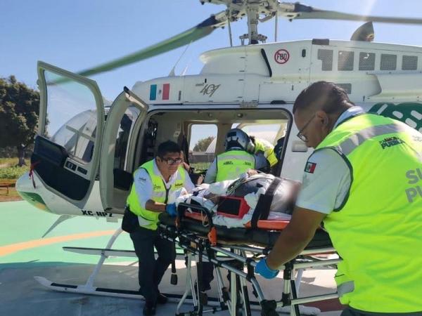 En ambulancia aérea trasladan a mujer embarazada de Venustiano Carranza al Hospital de la Mujer