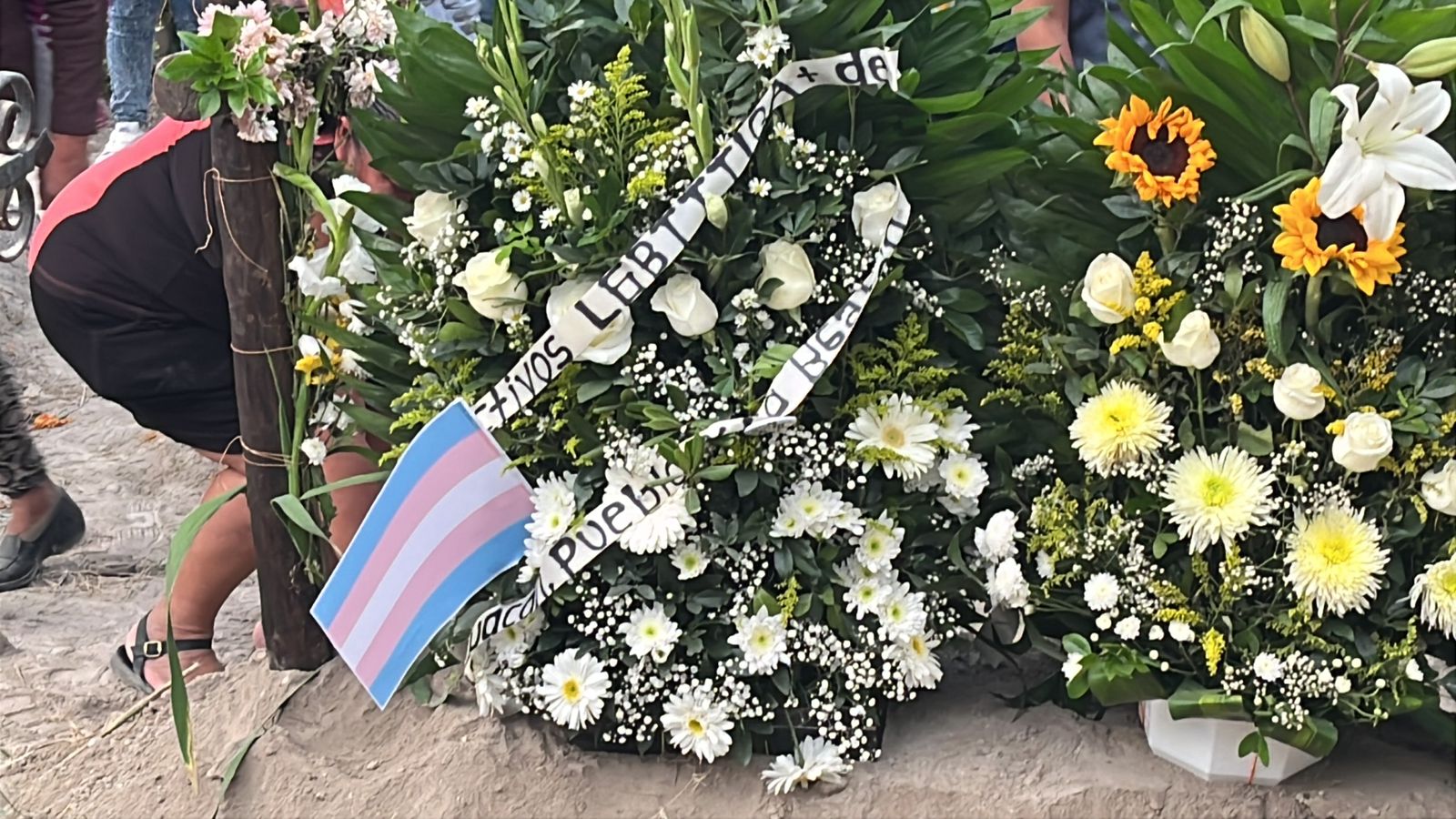 Dan último adiós a Grecia, joven trans localizada sin vida en Tehuacán