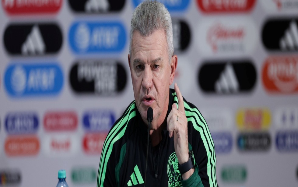 Espero un equipo que se sienta local, que se venga arriba en lo anímico: Javier Aguirre