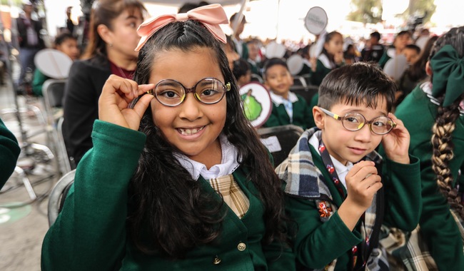 SEP entregará 2 millones de lentes gratuitos a estudiantes de primarias